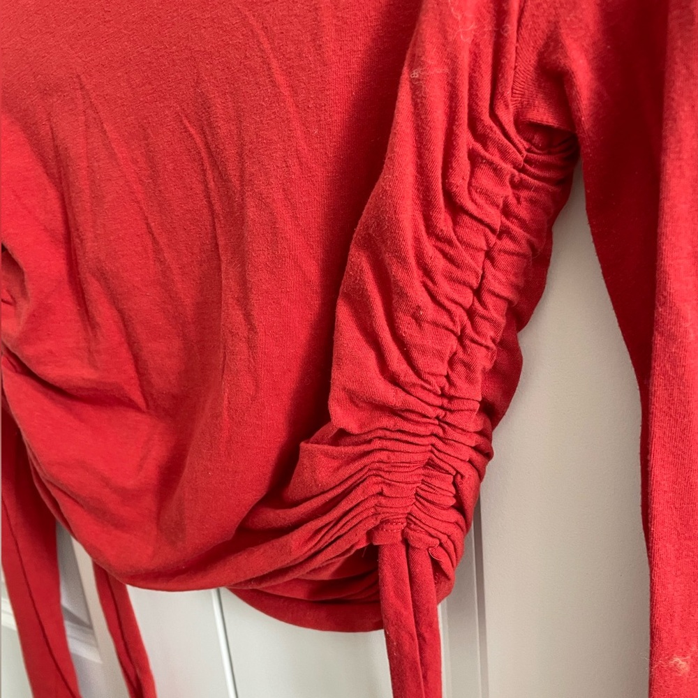 Ruched Long Sleeve Top - Forever 21 - Red - Picture 5 of 6